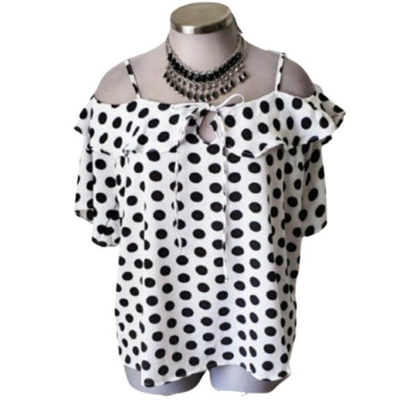 BLACK POLKA DOT ☆ COLD SHOULDER ☆  FLOUNCE TOP ☆ 2x ☆ NWT - Picture 2 of 9